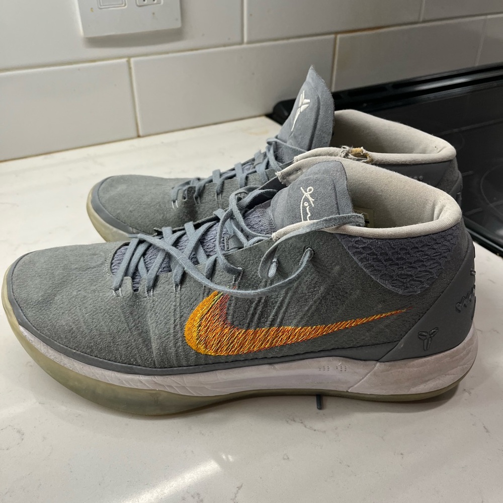 Nike Kobe AD basketball shoes